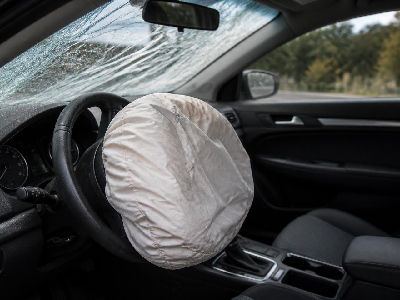 Airbag & front-seat trauma